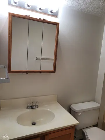 $950 | 250 Locust Lane, Nashville, IN 47448