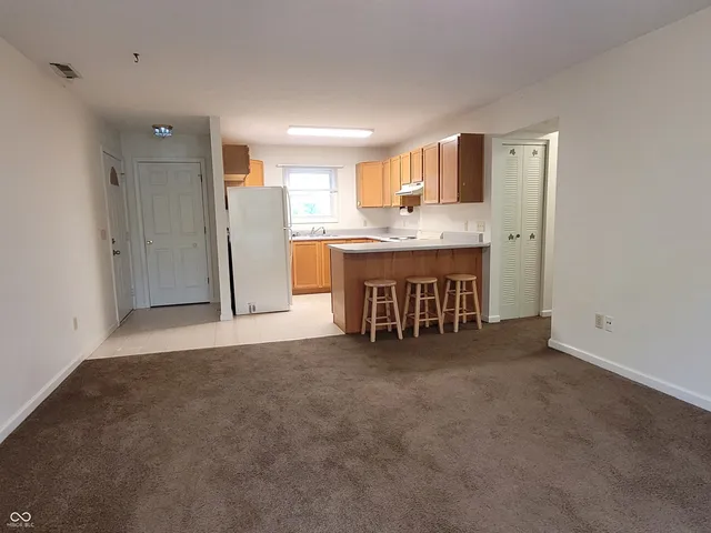 $950 | 250 Locust Lane, Nashville, IN 47448