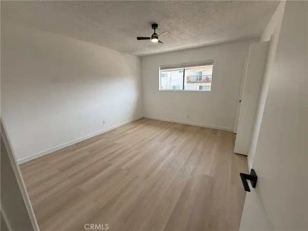 $3,250 | 2104 Carnegie Lane, Unit A, Redondo Beach, CA 90278
