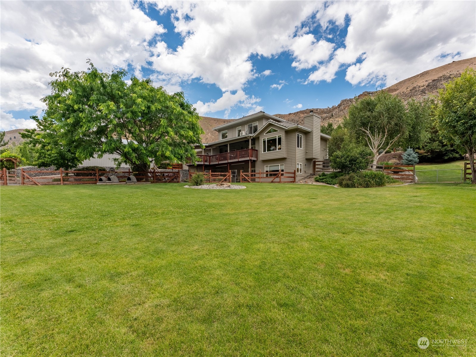 1145 Pitcher Canyon Road Wenatchee, WA 98801 - Photo 36 of 40 Gallery Image 36