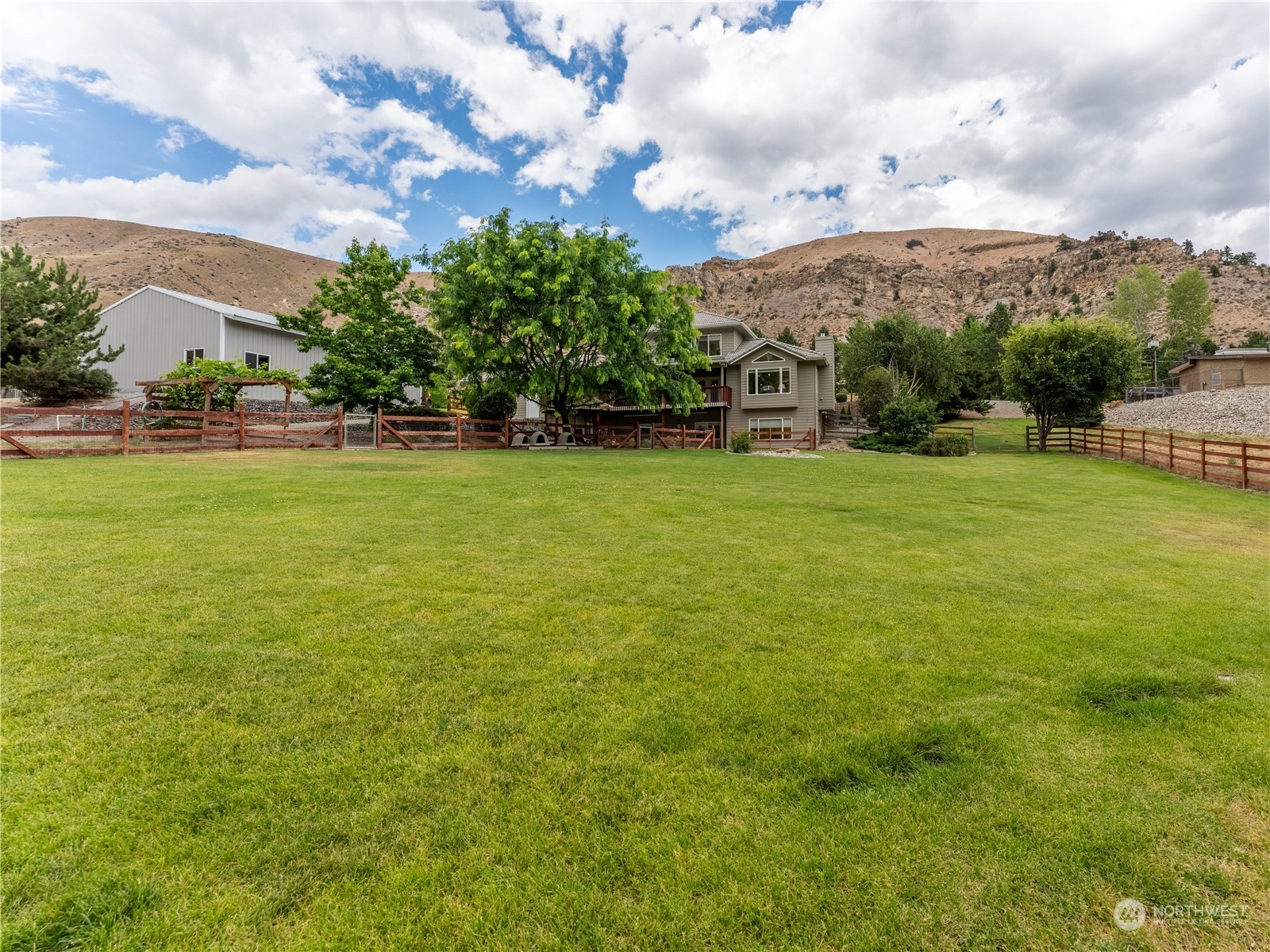 1145 Pitcher Canyon Road Wenatchee, WA 98801 - Photo 40 of 40 Gallery Image 40