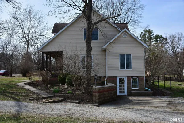 $274,900 | 6873 Old Highway 13, Carbondale, IL 62901