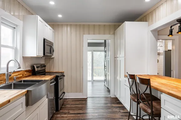 $274,900 | 6873 Old Highway 13, Carbondale, IL 62901