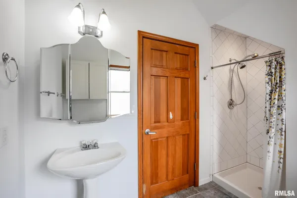 $274,900 | 6873 Old Highway 13, Carbondale, IL 62901