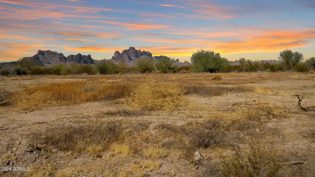 $29,500 | 7770 South 543rd Avenue, Unit 236, Tonopah, AZ 85354