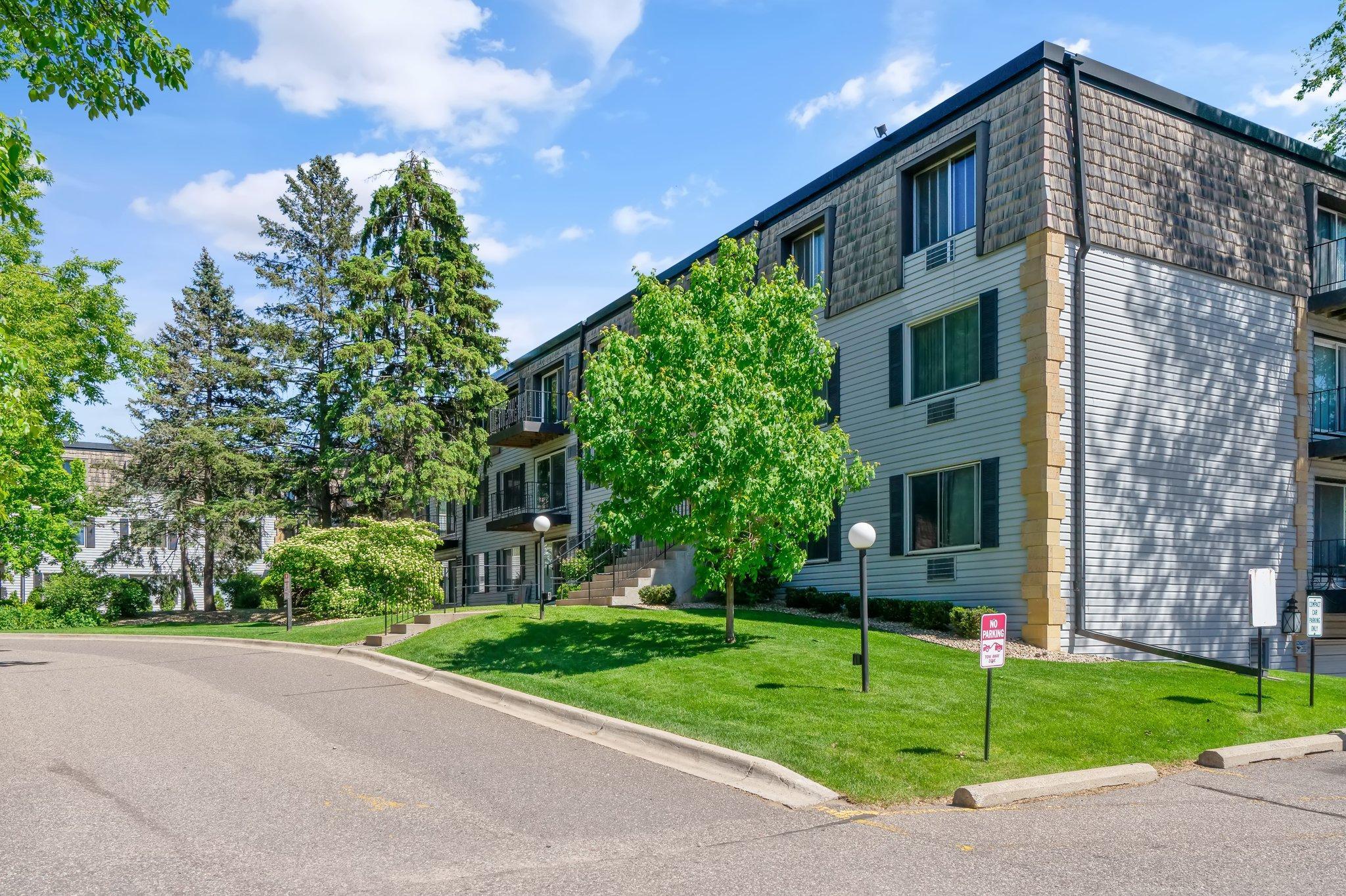 183 Little Canada Road East, Unit 215 Little Canada, MN 55117 - Photo 1 of 1 Gallery Image 1