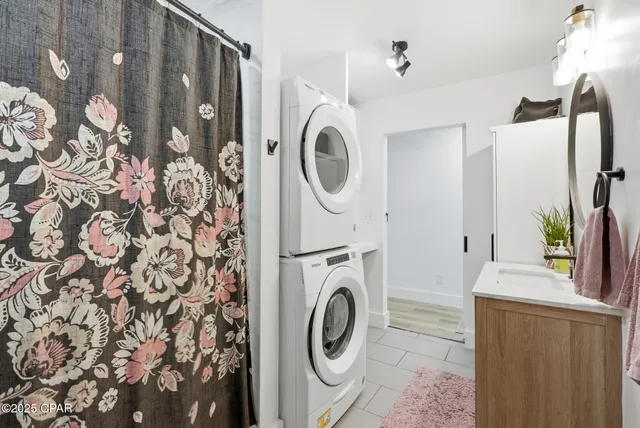 $340,000 | 2009 Brenda Circle, Lynn Haven, FL 32444