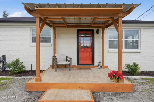 $340,000 | 2009 Brenda Circle, Lynn Haven, FL 32444