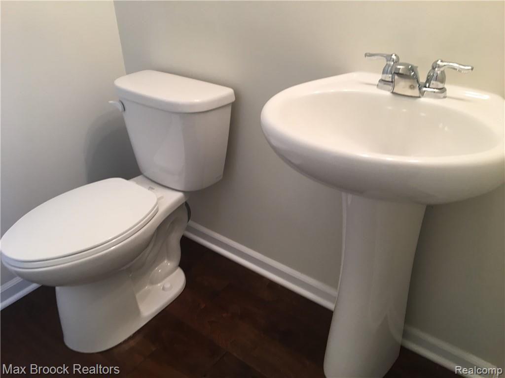 2861 Hartwick Drive, Unit 132 Rochester, MI 48307 - Photo 13 of 24