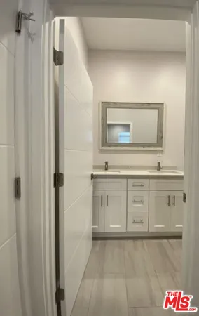 $3,231 | 3955 South Budlong Avenue, Unit 3955, Los Angeles, CA 90037