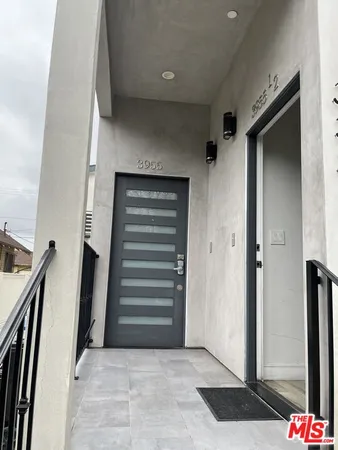 $3,231 | 3955 South Budlong Avenue, Unit 3955, Los Angeles, CA 90037