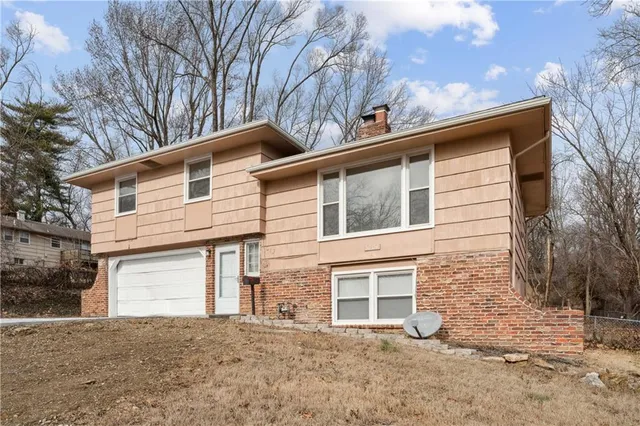 $199,000 | 5904 East 103rd Street, Kansas City, MO 64134