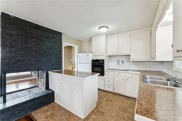 $199,000 | 5904 East 103rd Street, Kansas City, MO 64134