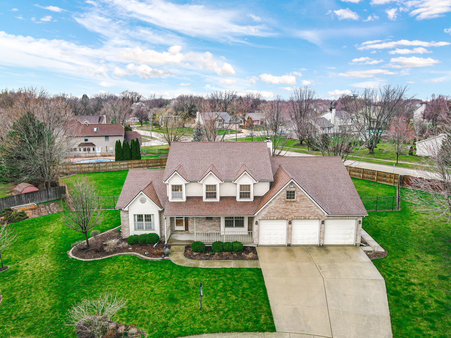 959 Willow Circle DeKalb, IL 60115 - Photo 2 of 39 an aerial view of a house with big yard