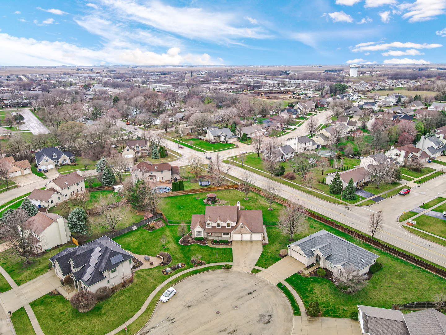 959 Willow Circle DeKalb, IL 60115 - Photo 3 of 39 an aerial view of a city