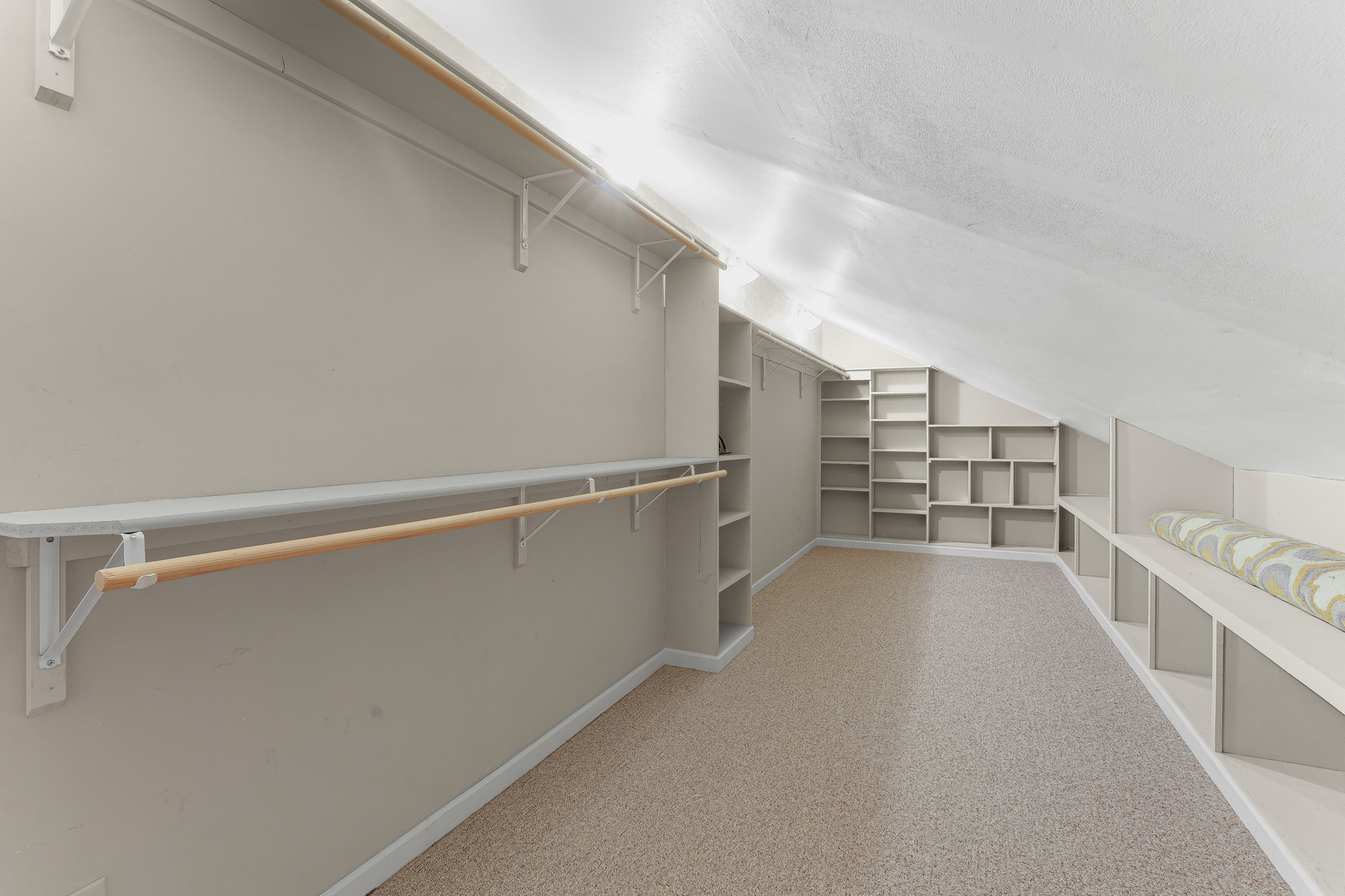 959 Willow Circle DeKalb, IL 60115 - Photo 35 of 39 a view of a walk in closet