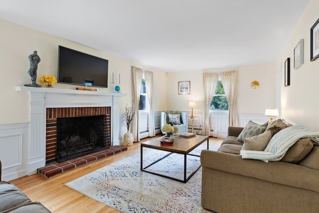 25 Mitchell Road Stow, MA 01775 - Photo 6 of 36