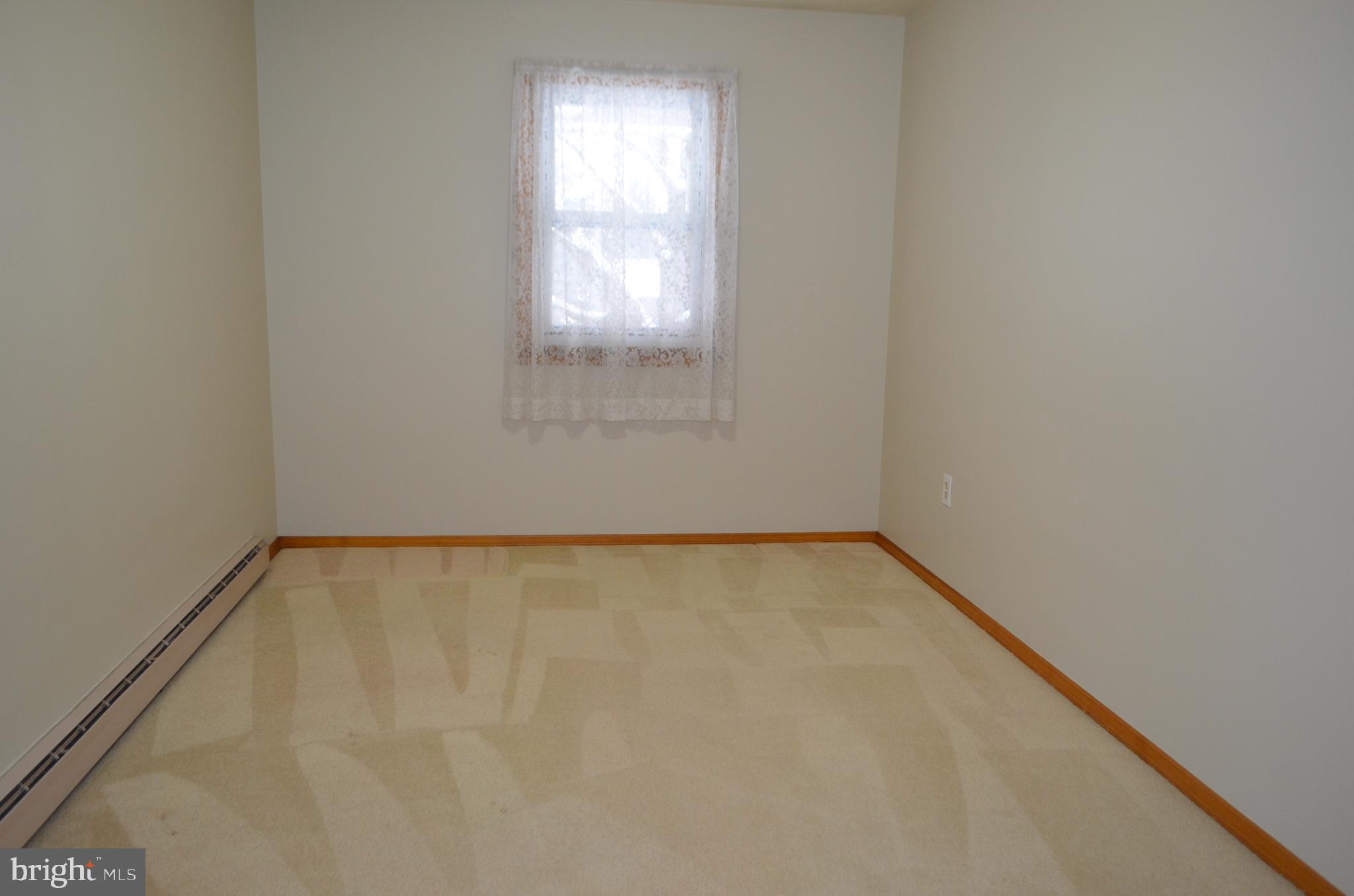 437 Springlake Road Harrisburg, PA 17112 - Photo 11 of 18 Gallery Image 11