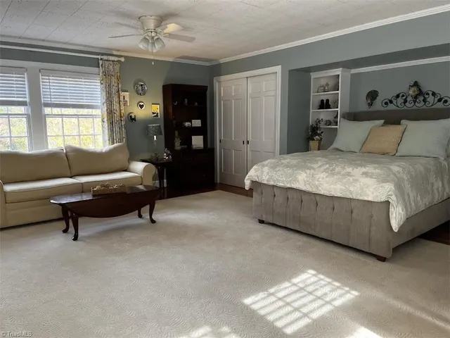 $595,800 | 403 Weaver Drive, Lexington, NC 27292