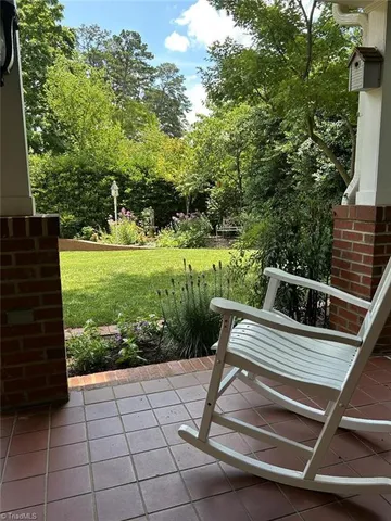 $595,800 | 403 Weaver Drive, Lexington, NC 27292