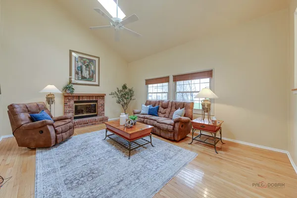 $550,000 | 6952 Revere Court, Gurnee, IL 60031