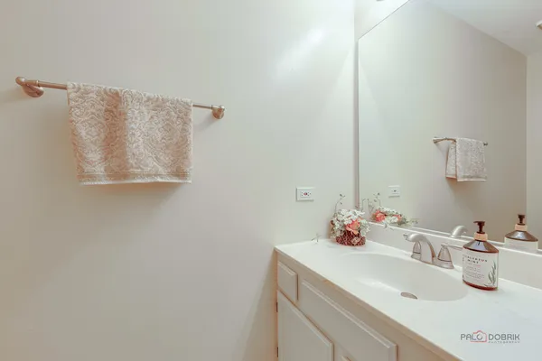 $550,000 | 6952 Revere Court, Gurnee, IL 60031