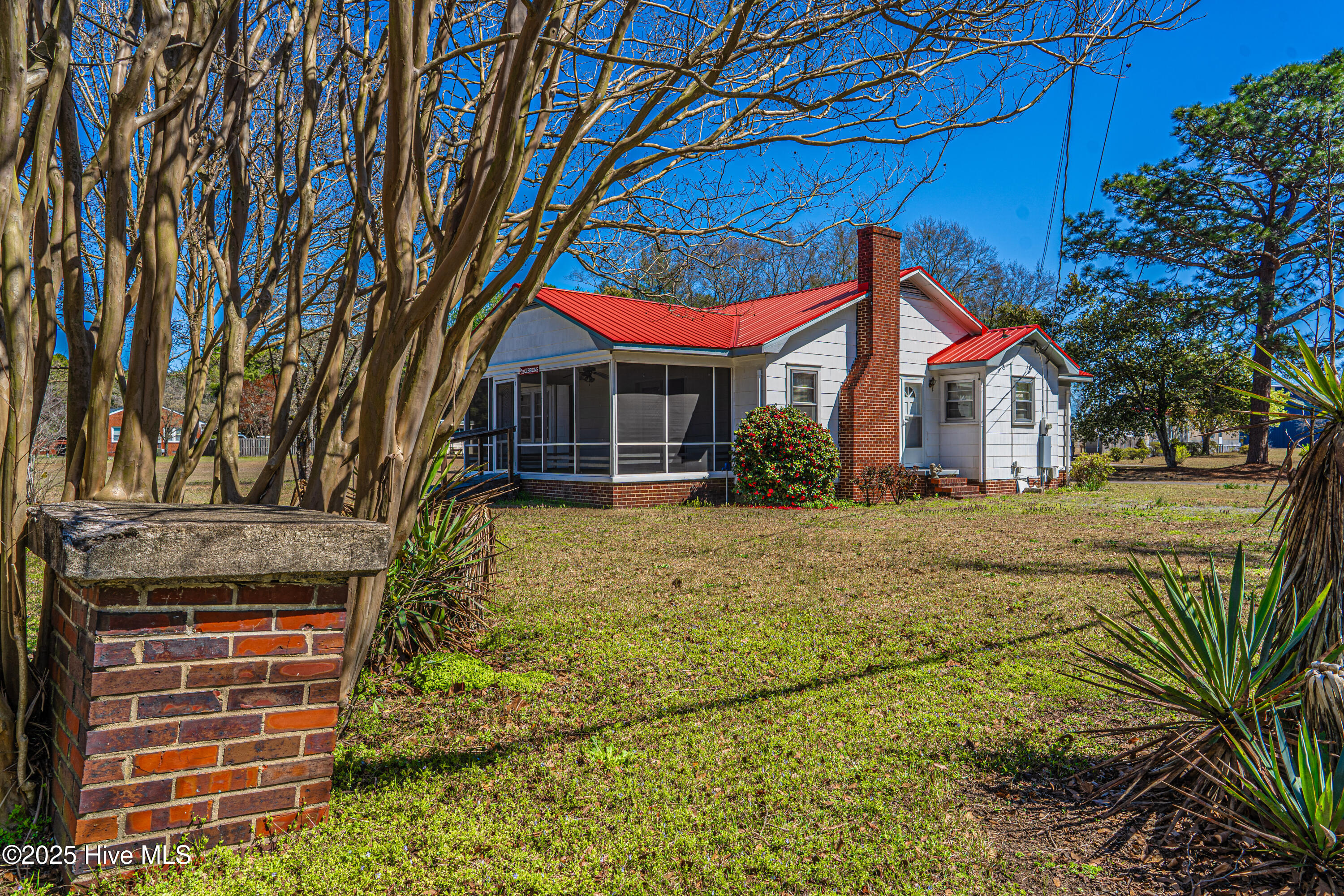 152 Gibbons Street Hamlet, NC 28345 - Photo 3 of 69 DSC04346
