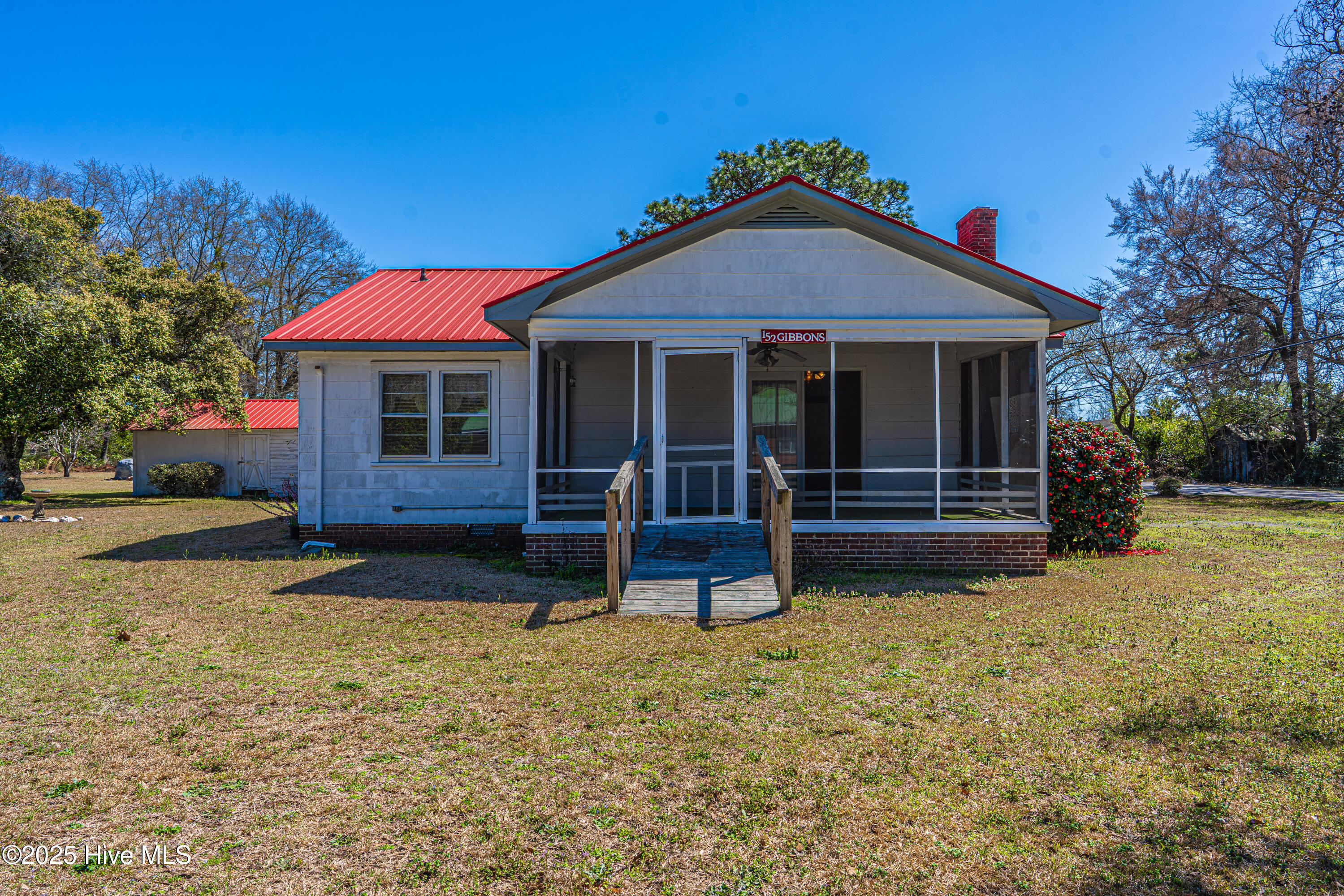 152 Gibbons Street Hamlet, NC 28345 - Photo 4 of 69 DSC04347