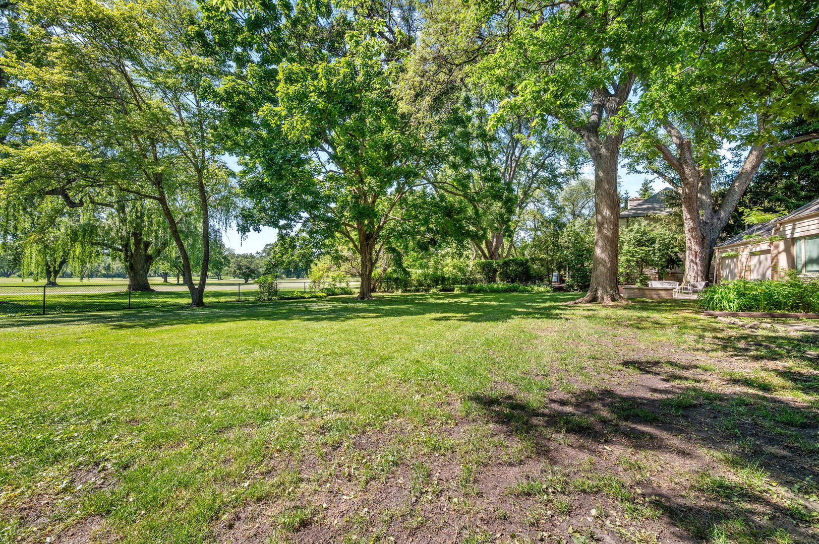 1360 Sunview Lane Winnetka, IL 60093 - Photo 4 of 5