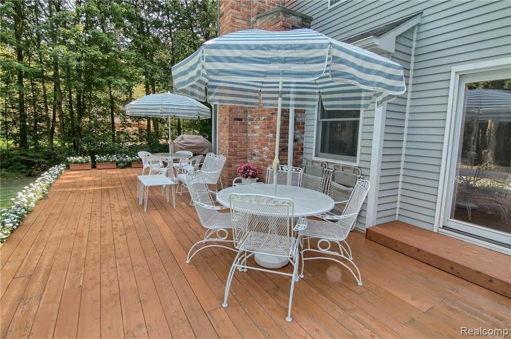 35750 Ash Road New Boston, MI 48164 - Photo 23 of 27