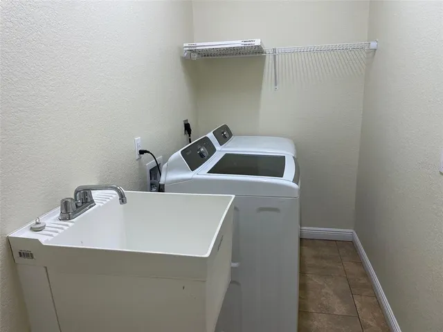 $1,995 | 497 MacArthur Drive, Port Charlotte, FL 33954