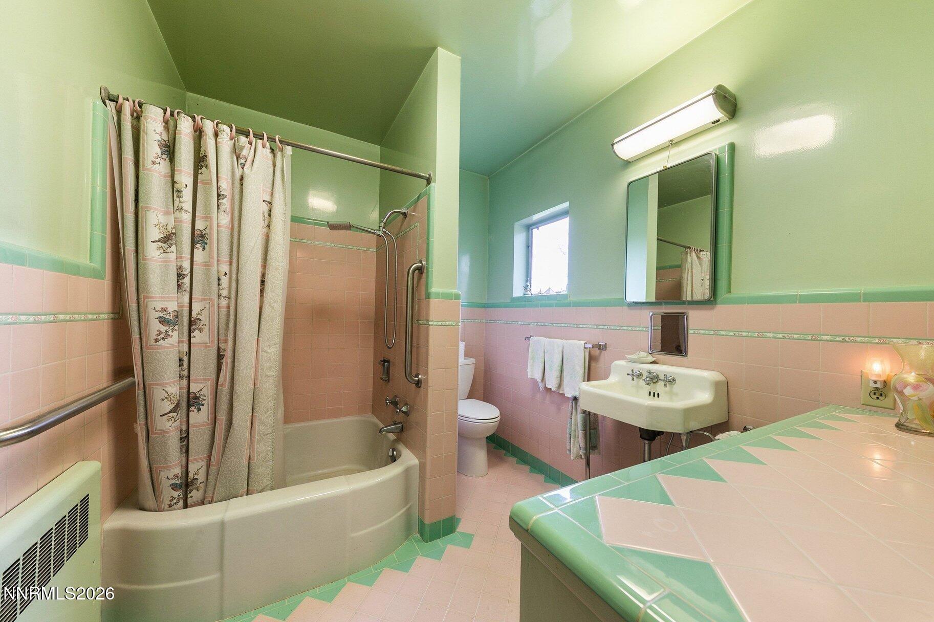 150 Juniper Hill Road Reno, NV 89519 - Photo 53 of 61 061_100-062-interior-3363x2241_141