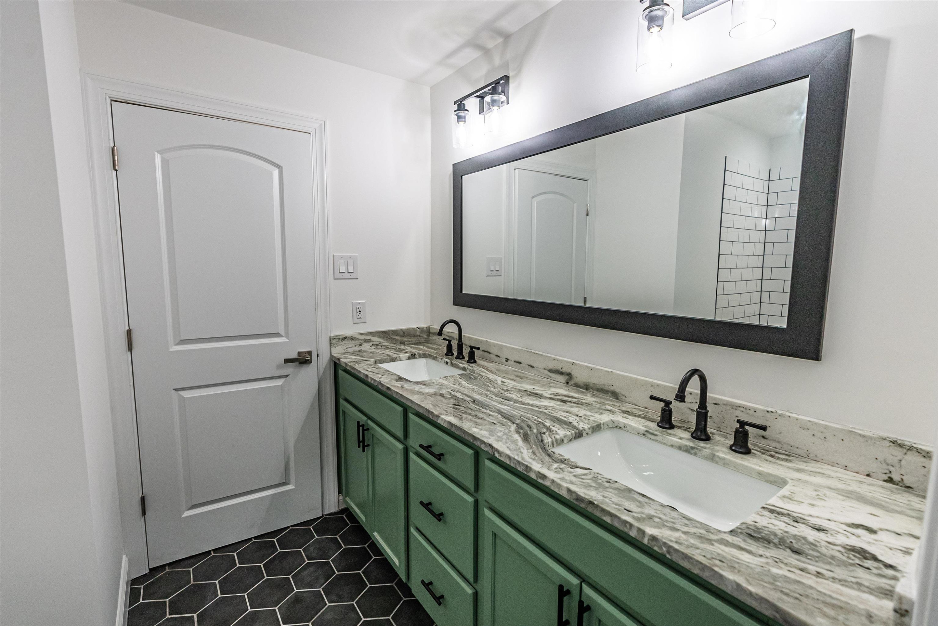1632 Greenbriar Road Durham, NC 27701 - Photo 16 of 34 Bathroom