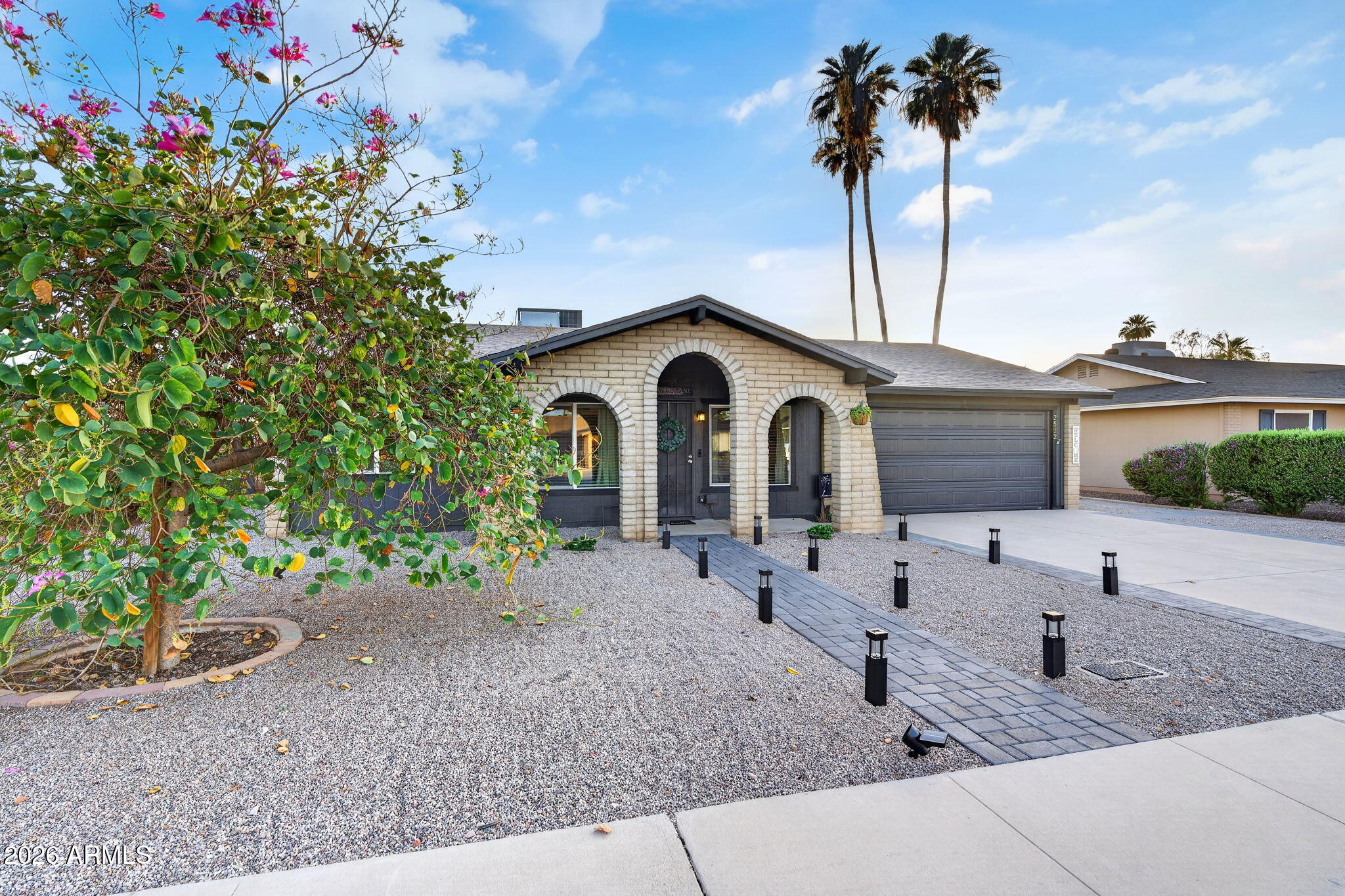 2512 South Evergreen Road Tempe, AZ 85282 - Photo 5 of 56 5-web-or-mls-041S Evergreen Rd