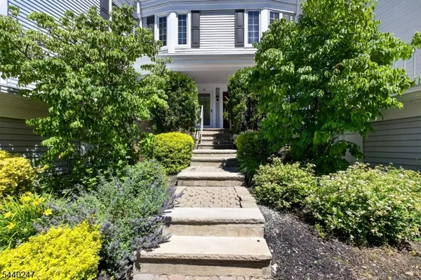 $424,900 | 118 Terrace Drive, Chatham, NJ 07928