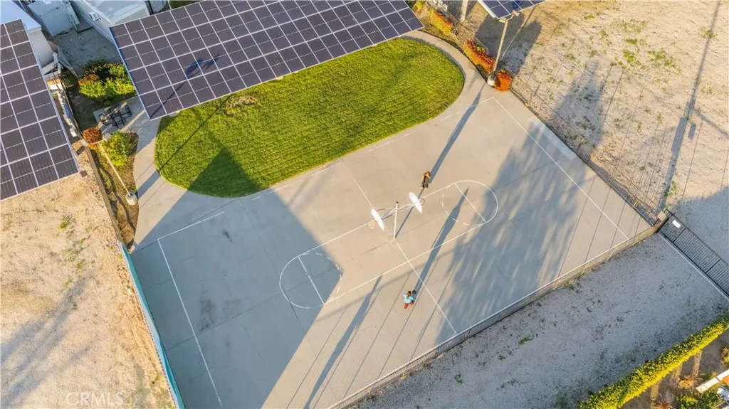 5580 Moreno Street, Unit 87 Montclair, CA 91763 - Photo 13 of 19 a picture of a park