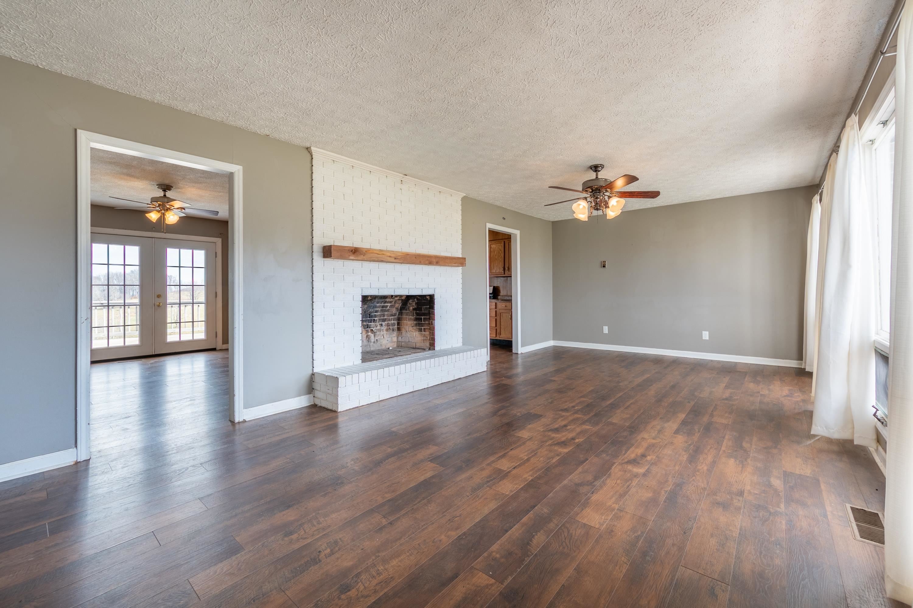 4727 Joy Ranch Road Hillsville, VA 24343 - Photo 10 of 53 Gallery Image 10