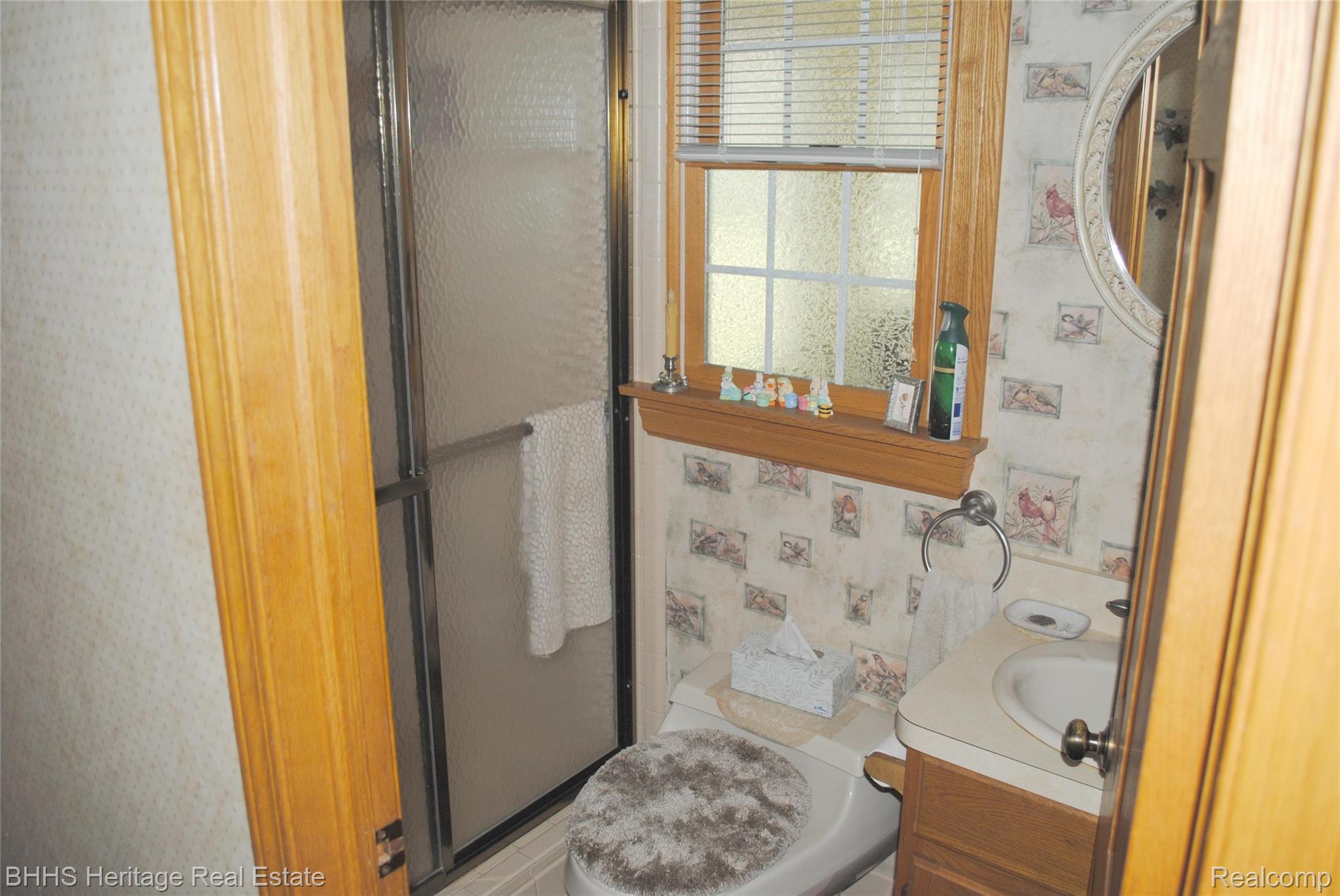 4450 Golf Club Road Howell, MI 48843 - Photo 24 of 59 Main floor bathroom with stand up shower