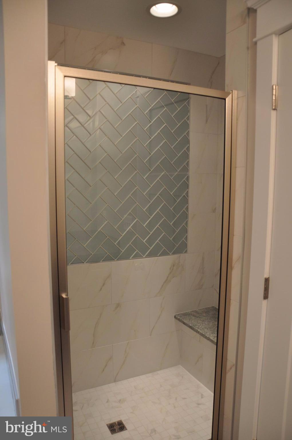 127 Sumner Road Annapolis, MD 21401 - Photo 17 of 25 Bath (Master)