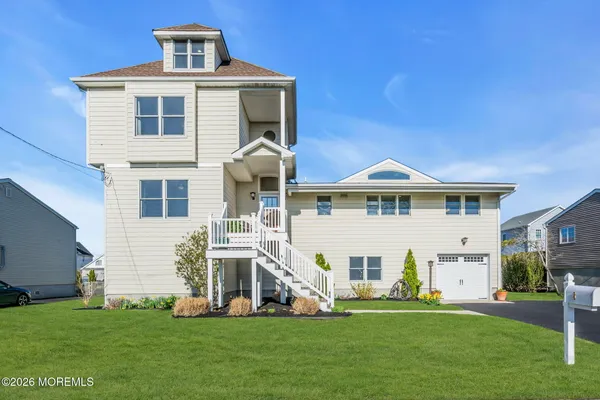 $1,200,000 | 8 Bartine Street, Toms River, NJ 08753