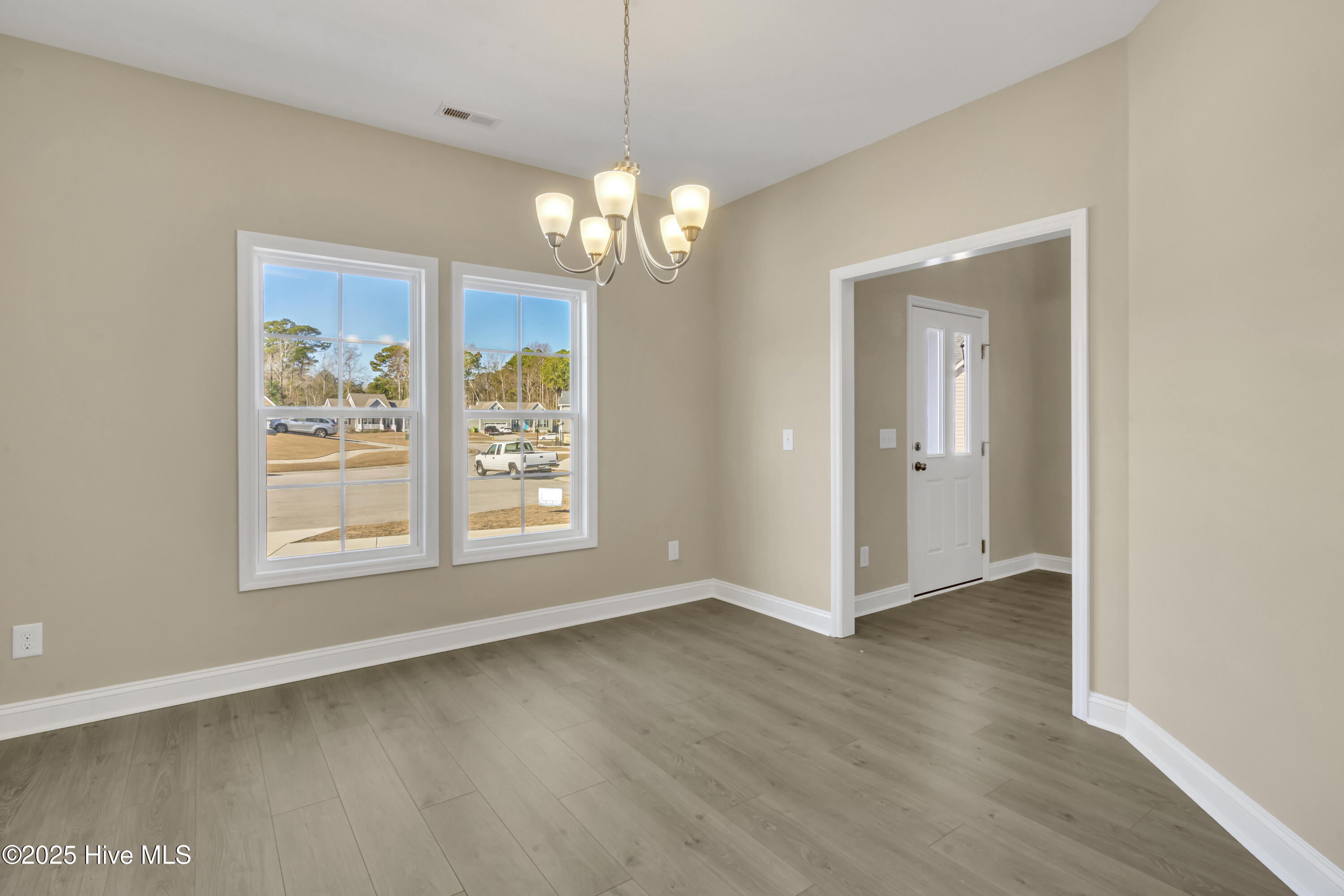 909 Marshview Court Hubert, NC 28539 - Photo 5 of 53 DSC_5271