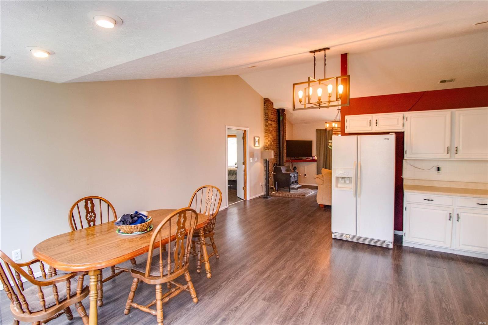 6514 Wenzel Road Alton, IL 62002 - Photo 13 of 38