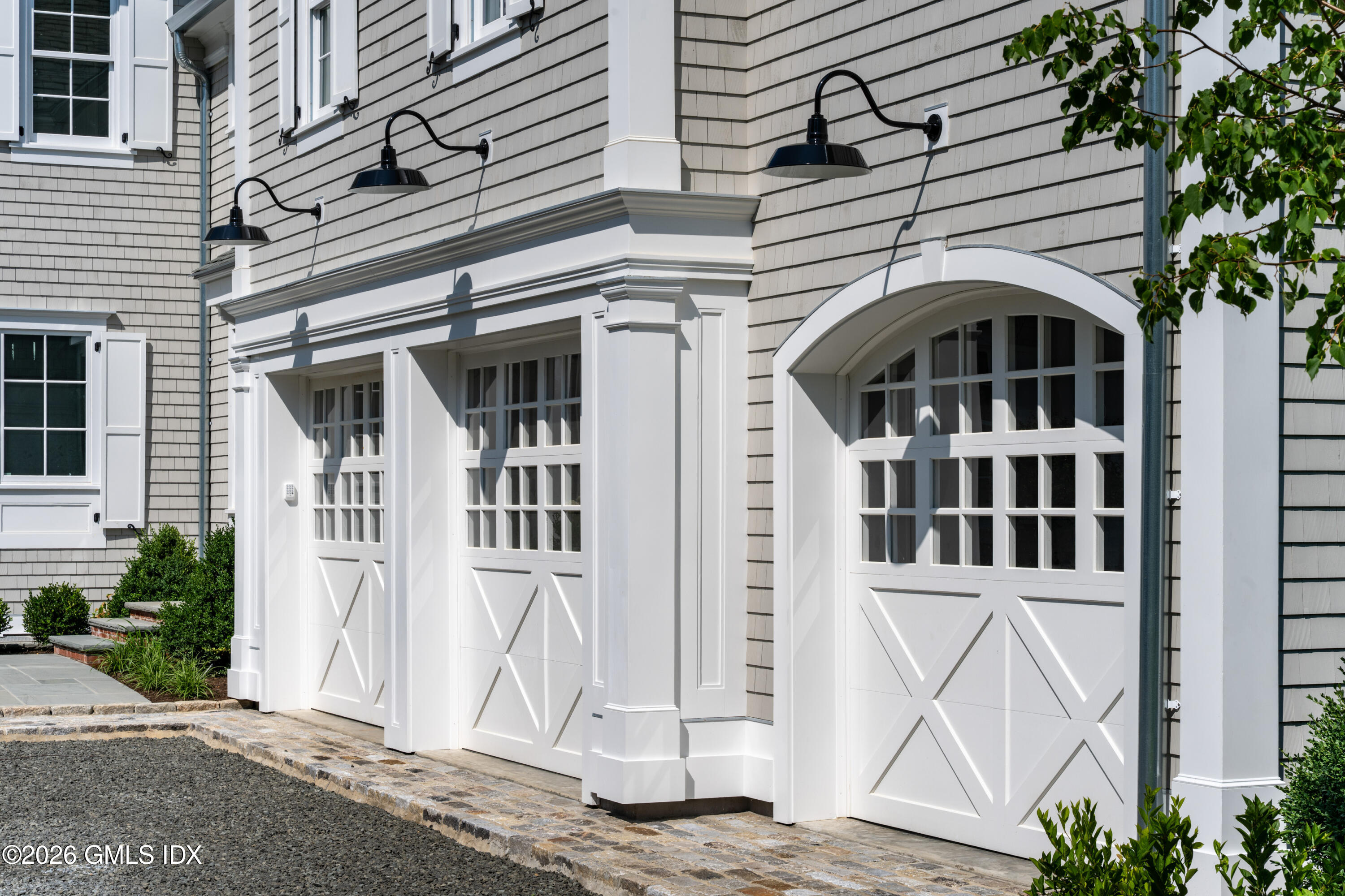 133 Doubling Road Greenwich, CT 06830 - Photo 8 of 16 Exterior Garages