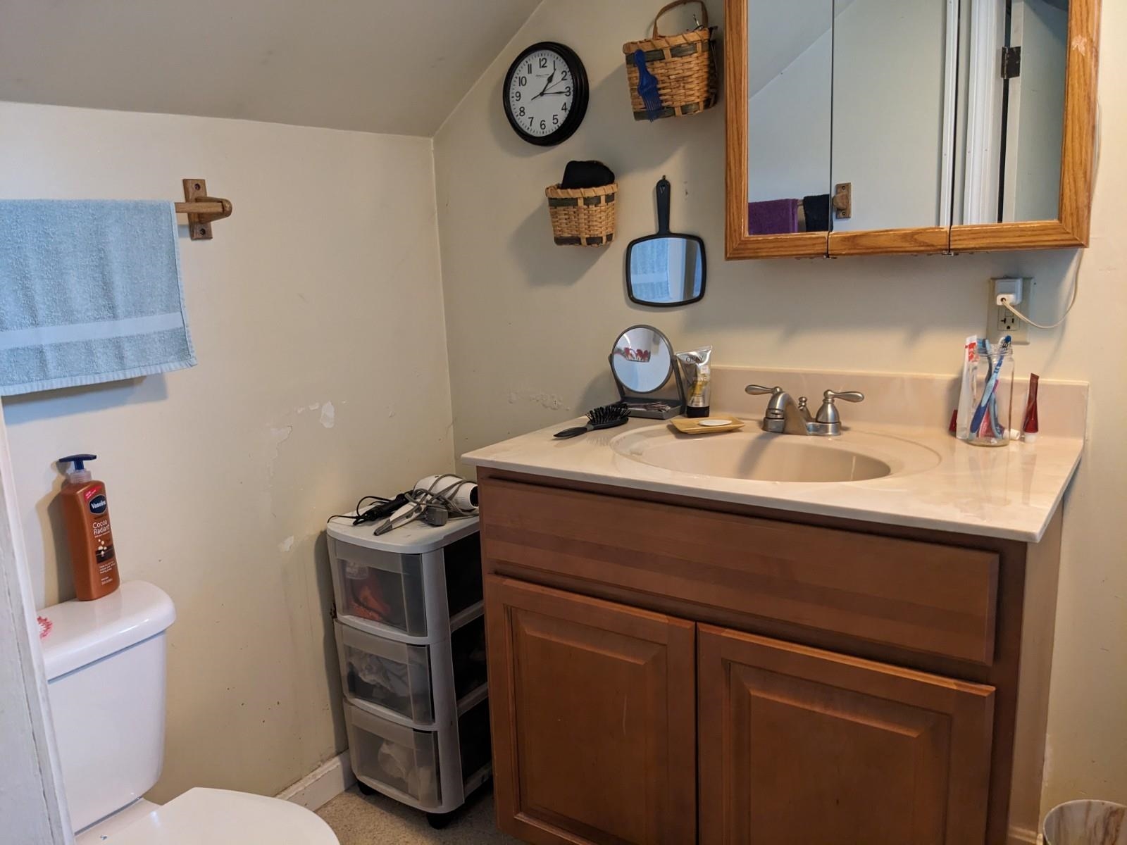 17 Jackson Avenue Rutland, VT 05701 - Photo 16 of 32