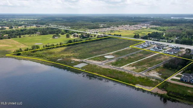 $150,000 | 184 Crepe Myrtle Drive, Brandon, MS 39047