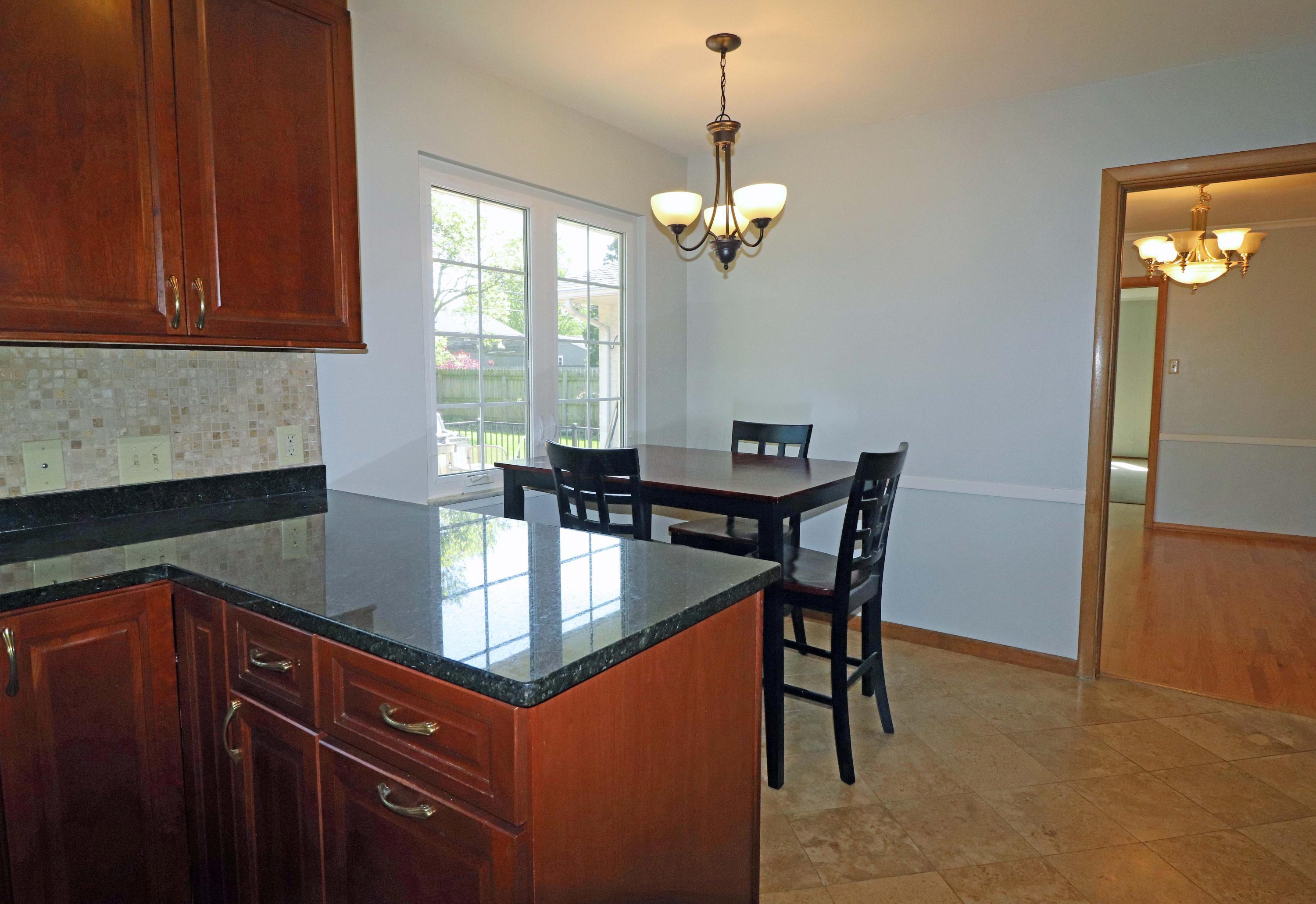 1345 Fishinger Road Columbus, OH 43221 - Photo 8 of 36