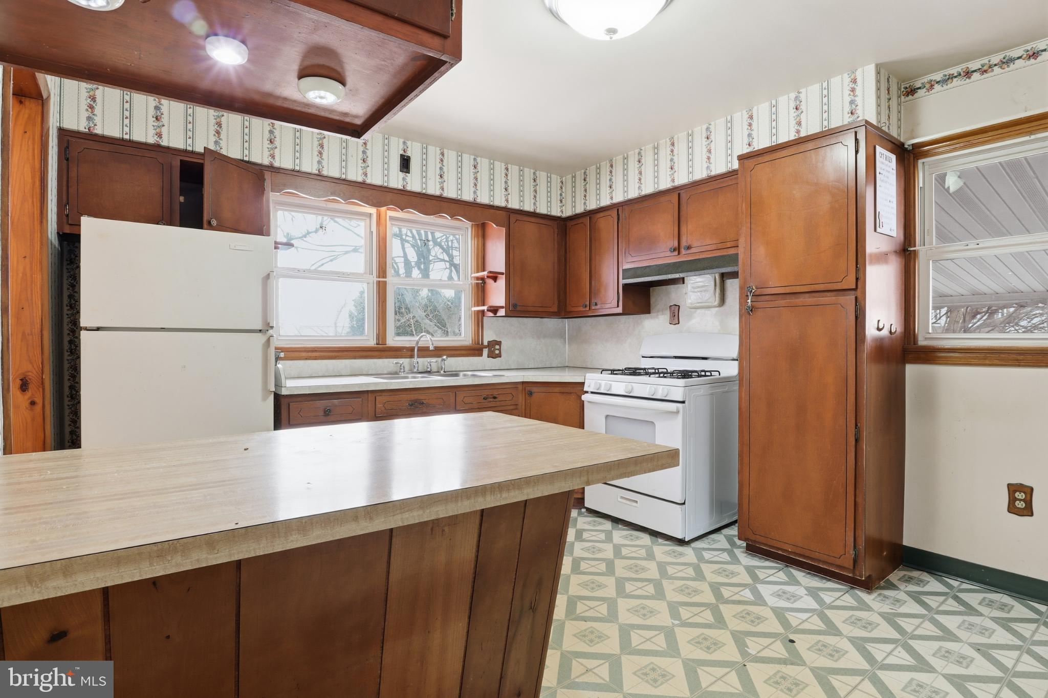 865 Taxville Road York, PA 17404 - Photo 14 of 40 Charming kitchen with vintage wood accents.