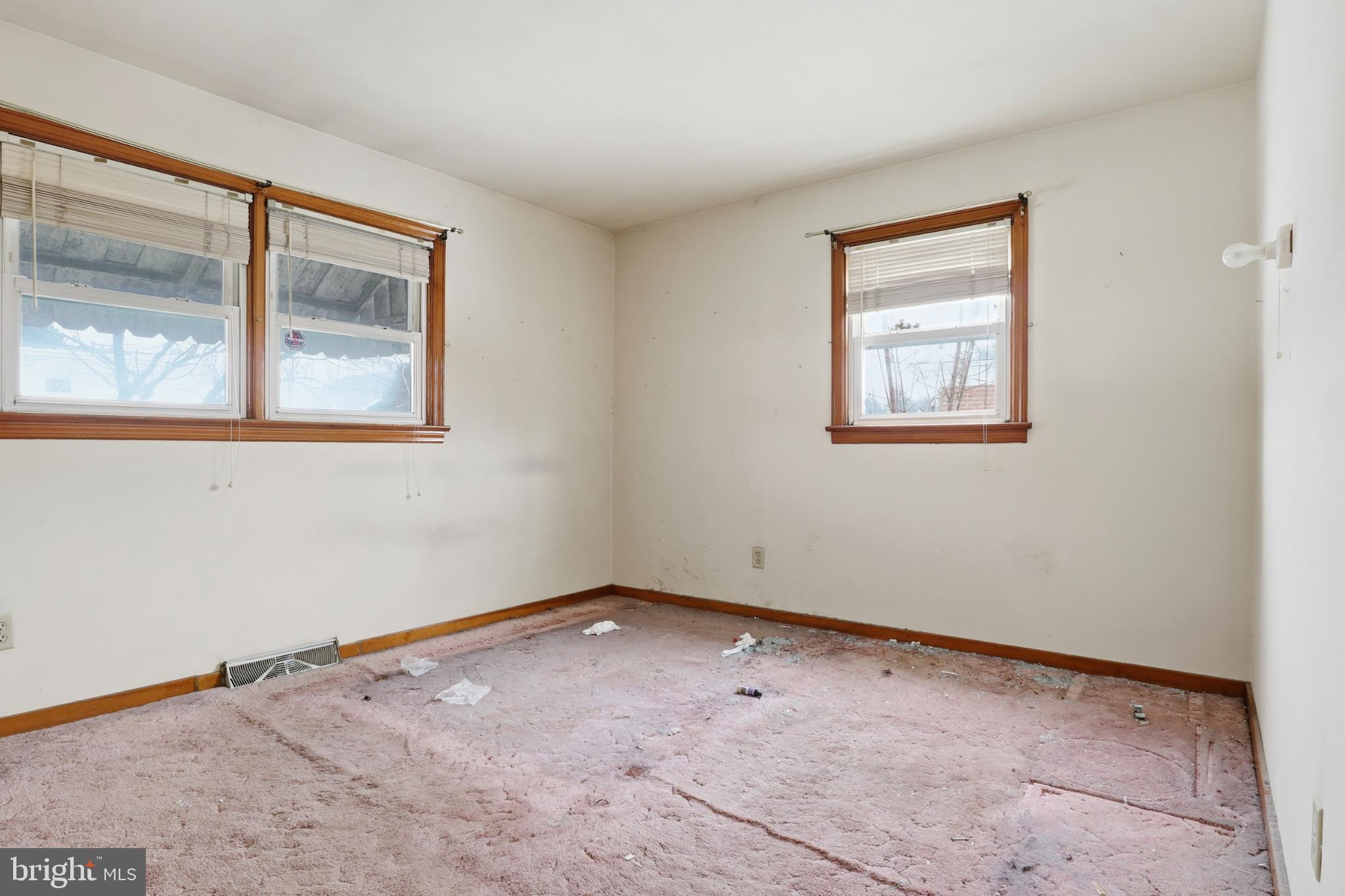 865 Taxville Road York, PA 17404 - Photo 22 of 40 Spacious room with natural light potential.