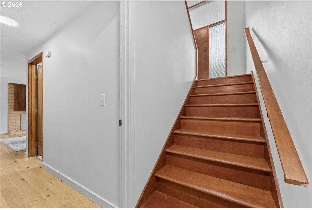9042 Southwest Monterey Place Portland, OR 97225 - Photo 19 of 38 Gallery Image 19