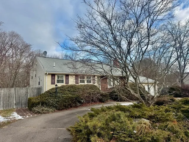 $474,900 | 603 West Chestnut Street, Brockton, MA 02301